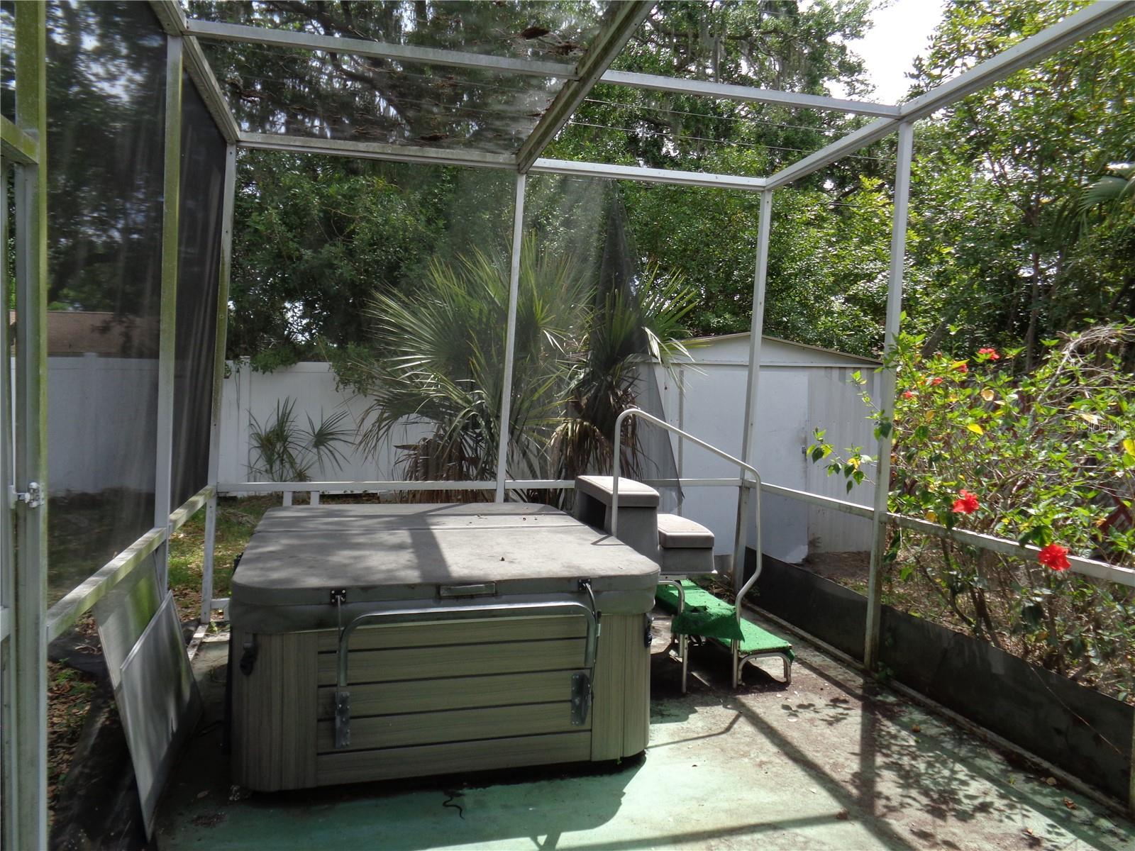 Image 25 of 37 For 1906 Dudley Place