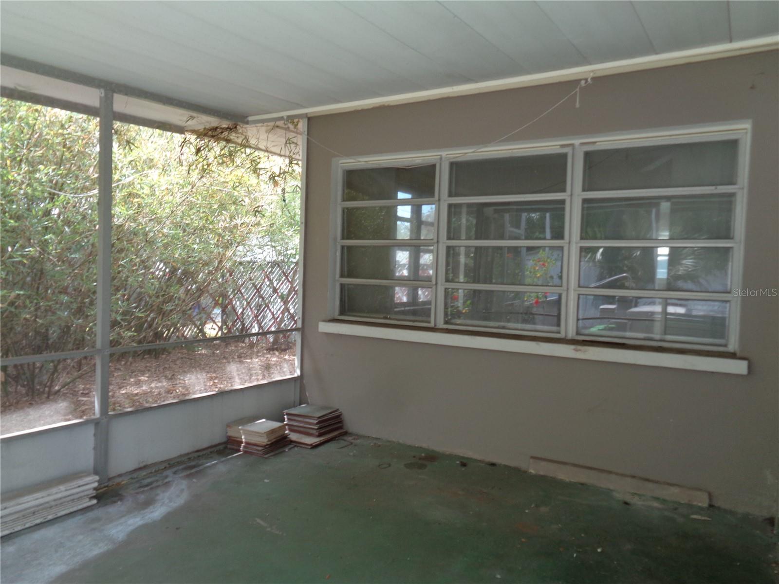 Image 26 of 37 For 1906 Dudley Place