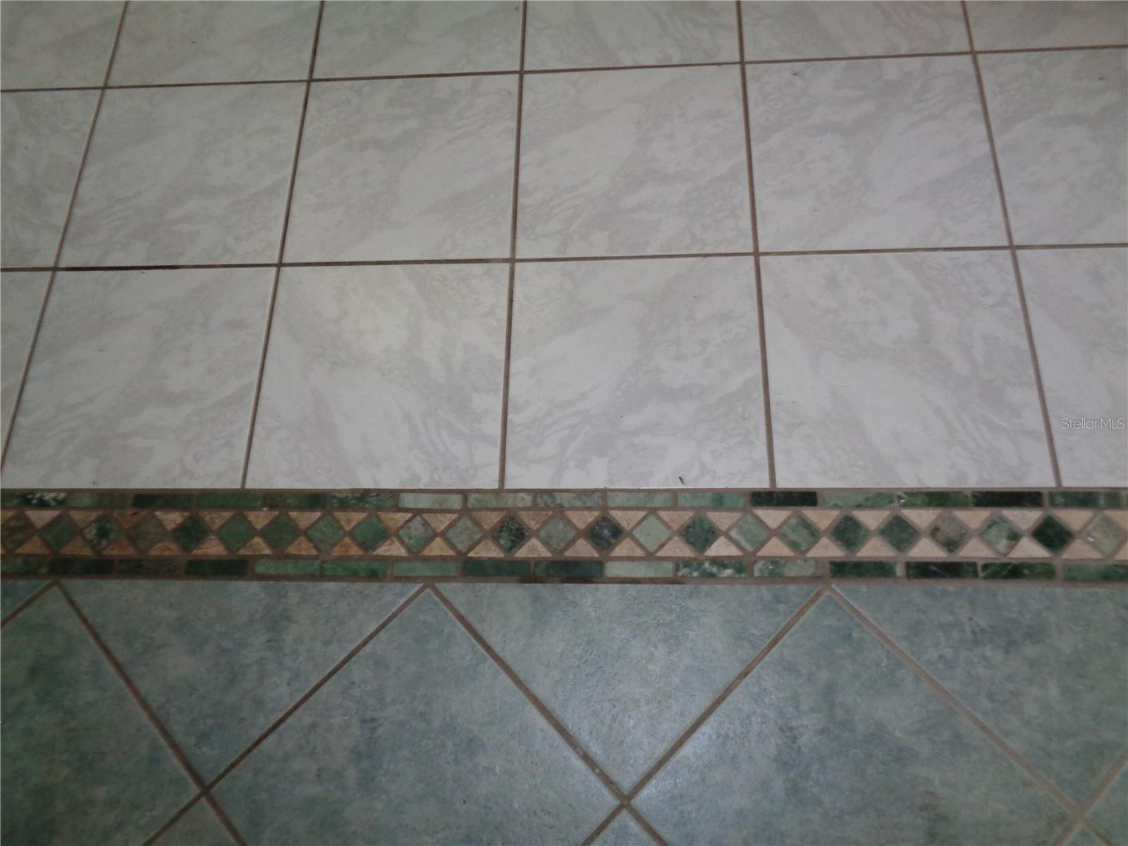 Image 32 of 37 For 1906 Dudley Place