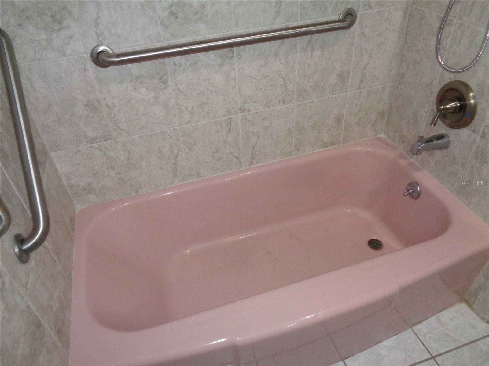 Image 35 of 37 For 1906 Dudley Place