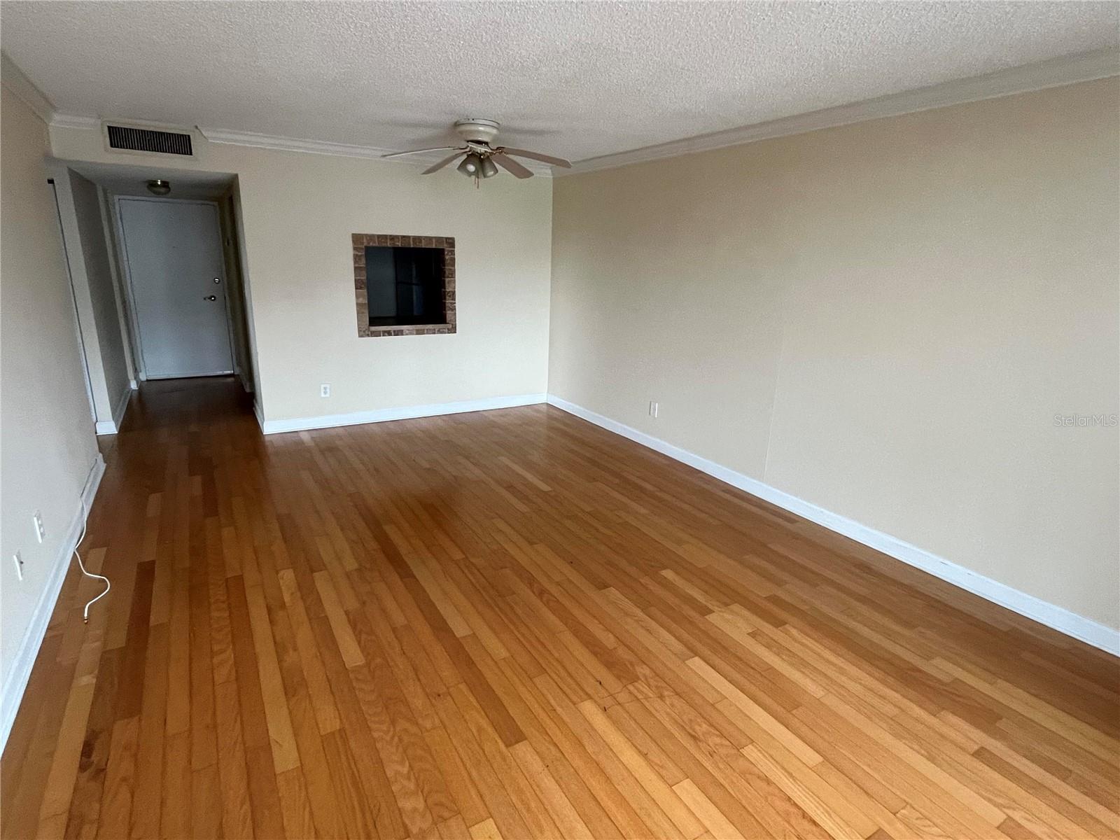 Image 4 of 28 For 2760 Coconut Bay Ln Lane 237