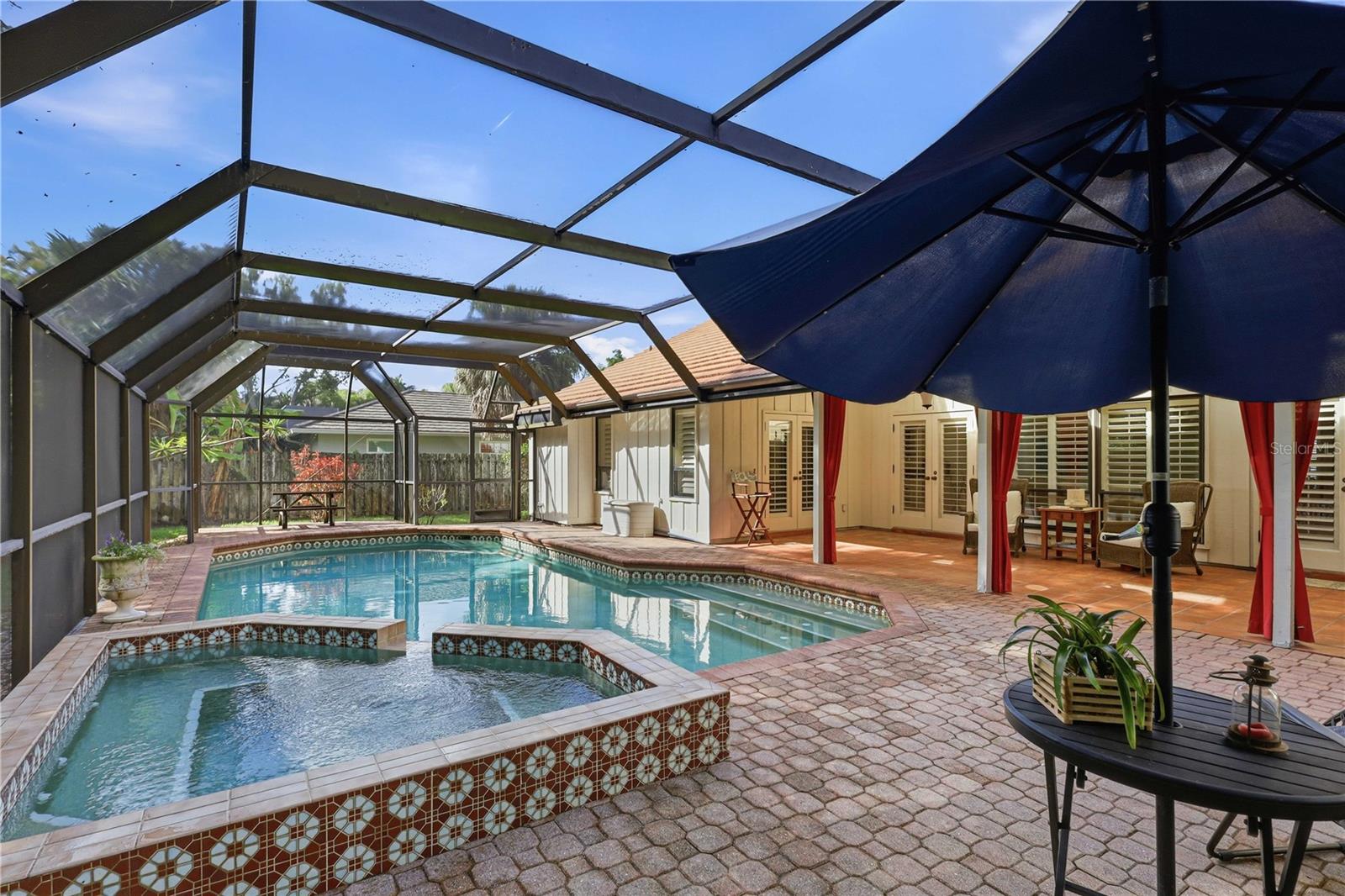 Image 28 of 35 For 4937 Landings Court