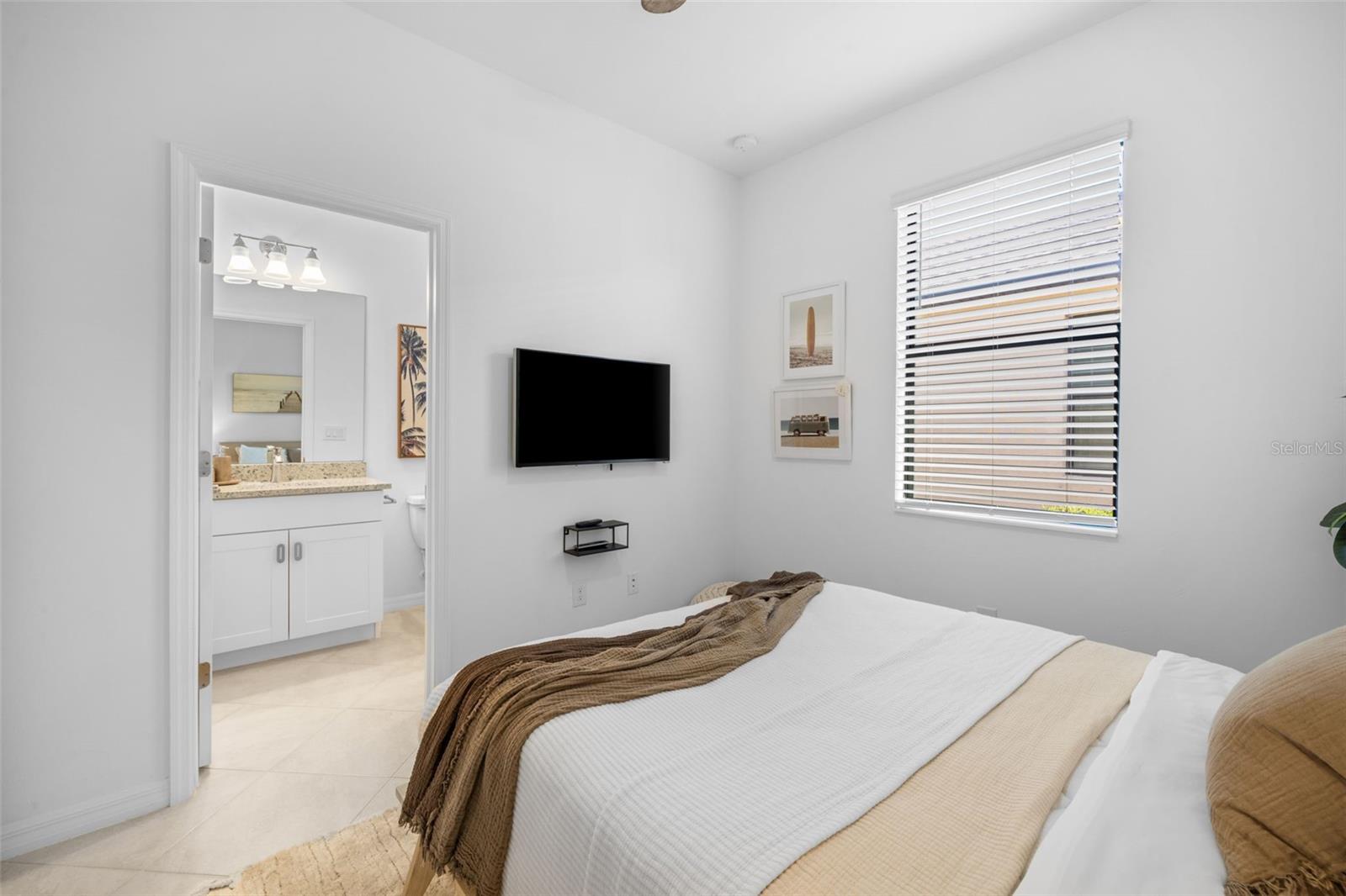 Image 34 of 65 For 1842 Isles Road