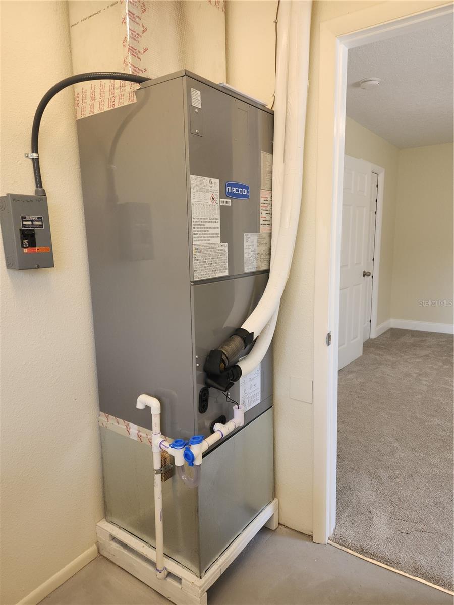 Image 8 of 17 For 1652 Harlem Circle