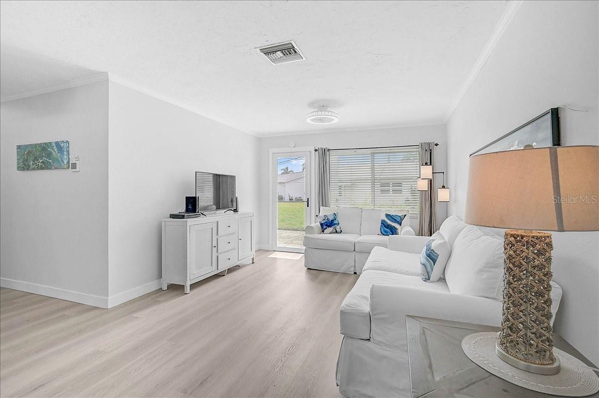 Image 10 of 40 For 2222 Orange Blossom Lane 2222