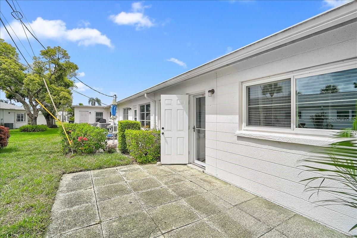 Image 20 of 40 For 2222 Orange Blossom Lane 2222