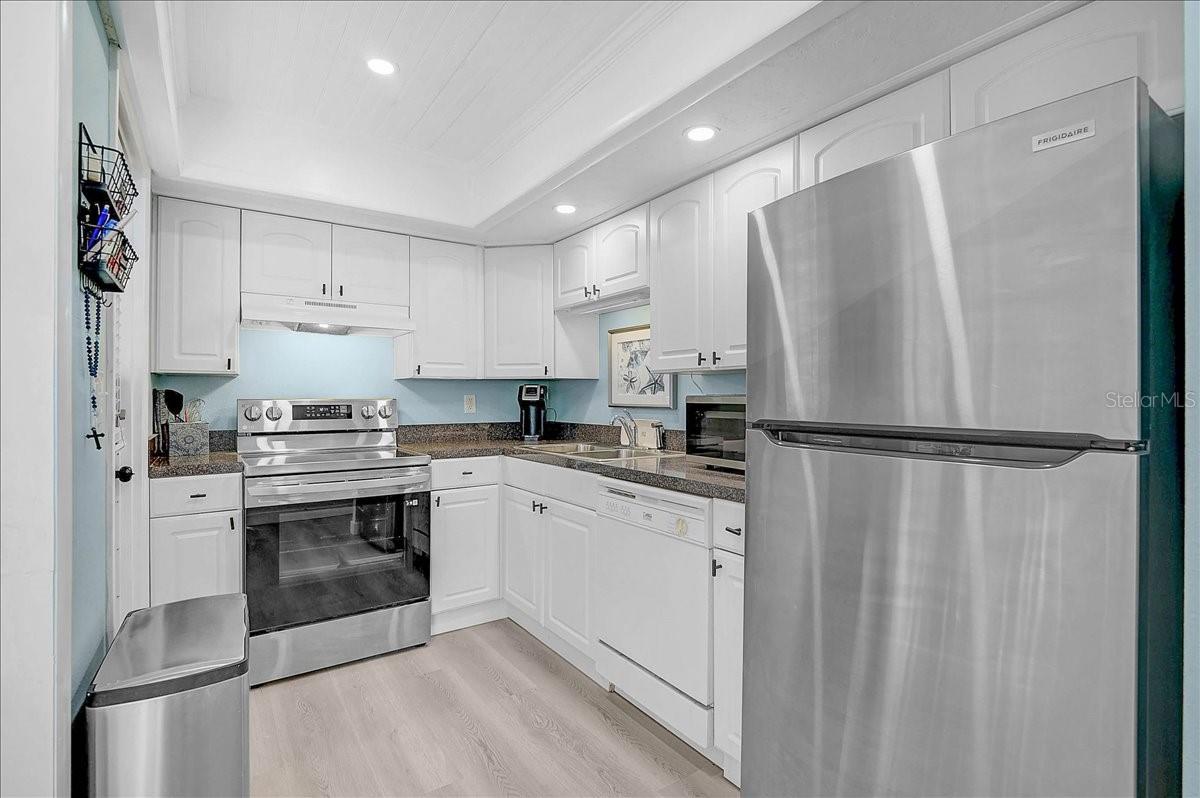 Image 4 of 40 For 2222 Orange Blossom Lane 2222