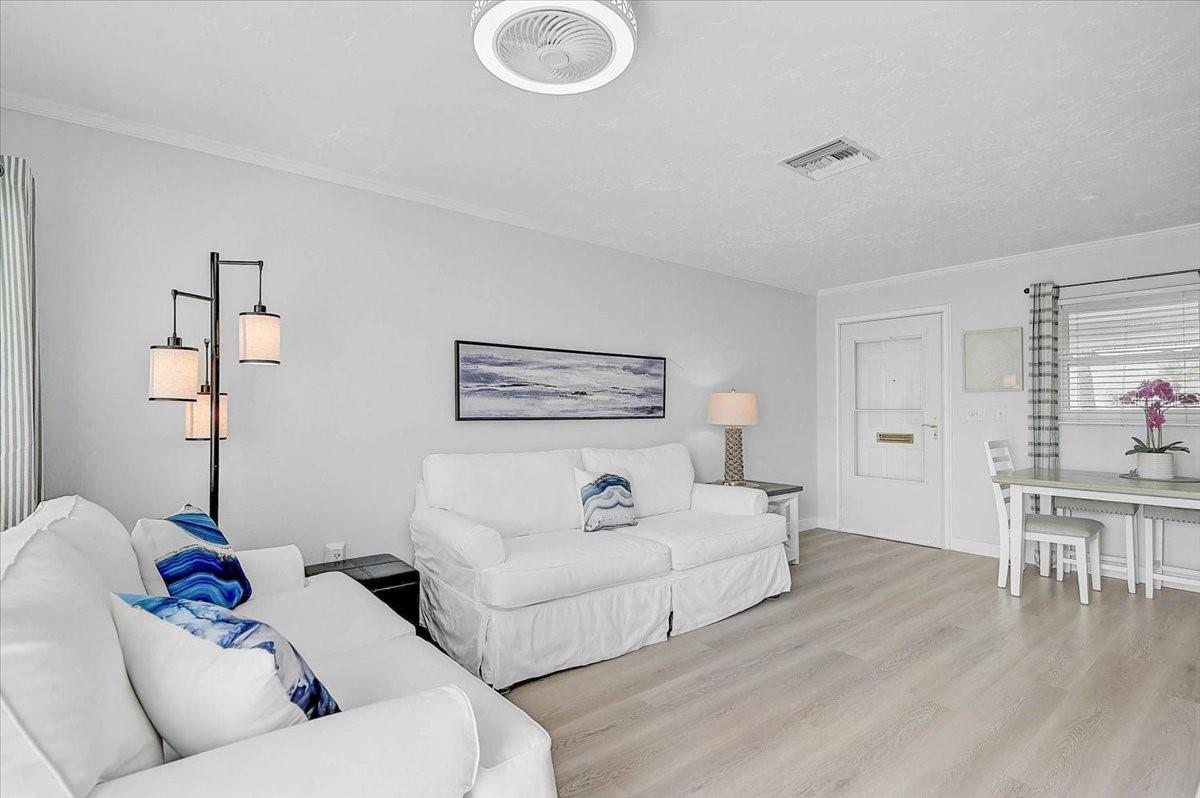 Image 8 of 40 For 2222 Orange Blossom Lane 2222