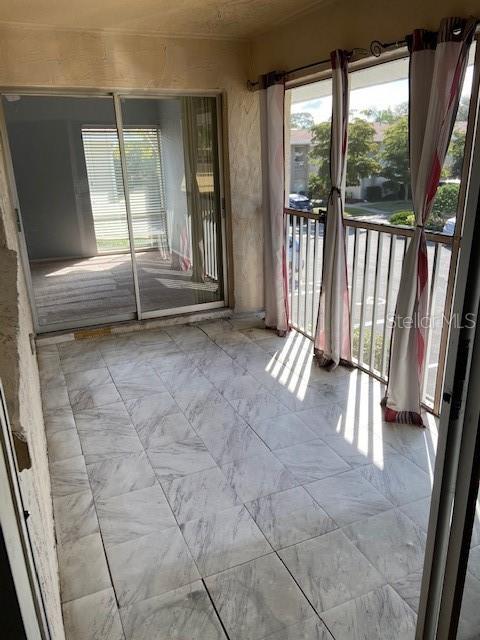 Image 9 of 16 For 2121 Wood Street 227