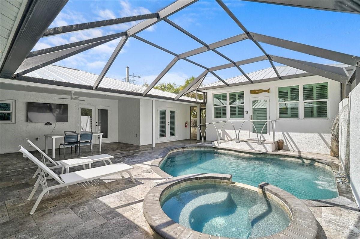 Image 20 of 46 For 3515 La Paloma Avenue