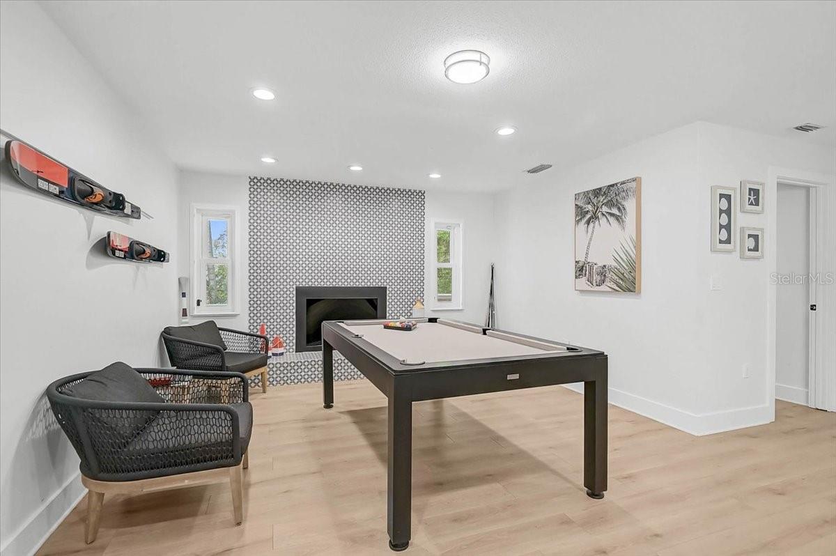 Image 21 of 46 For 3515 La Paloma Avenue