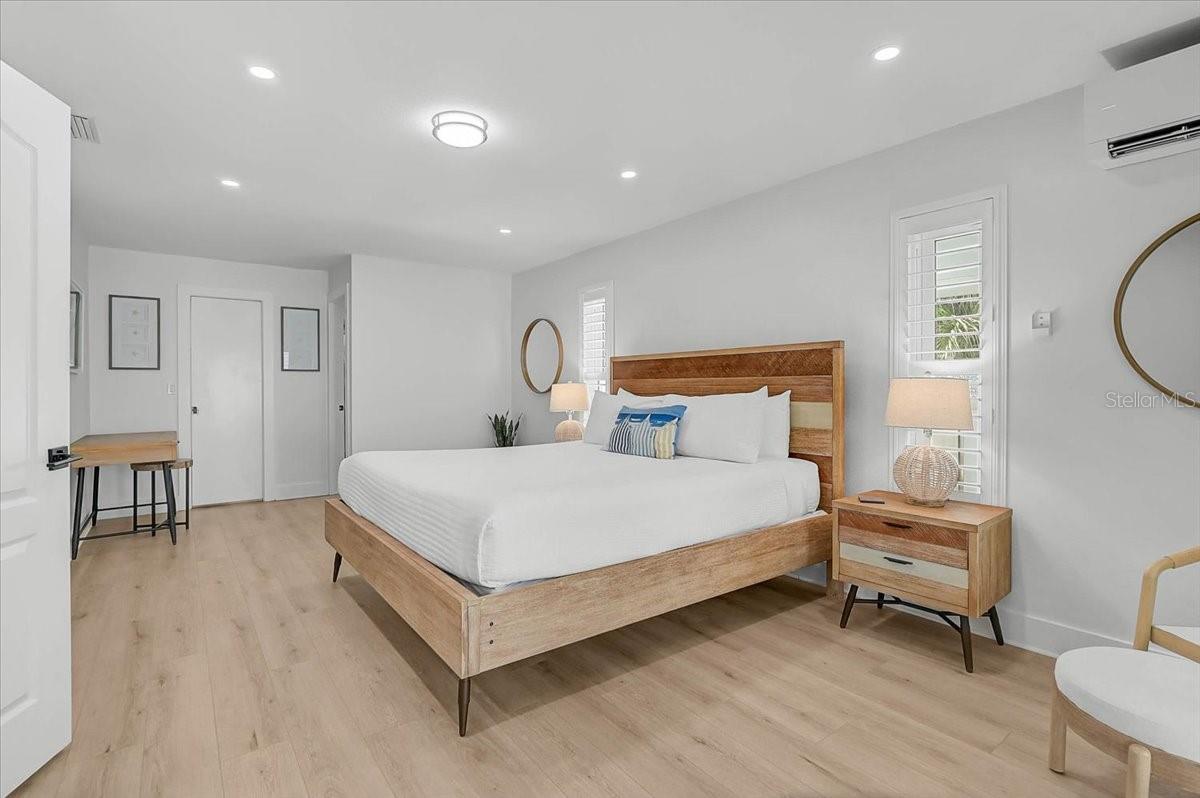 Image 7 of 46 For 3515 La Paloma Avenue