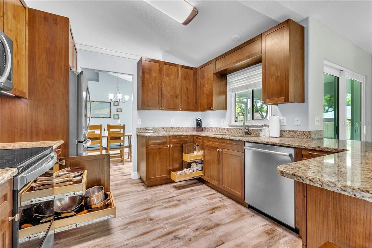 Image 15 of 50 For 3022 45th Way E