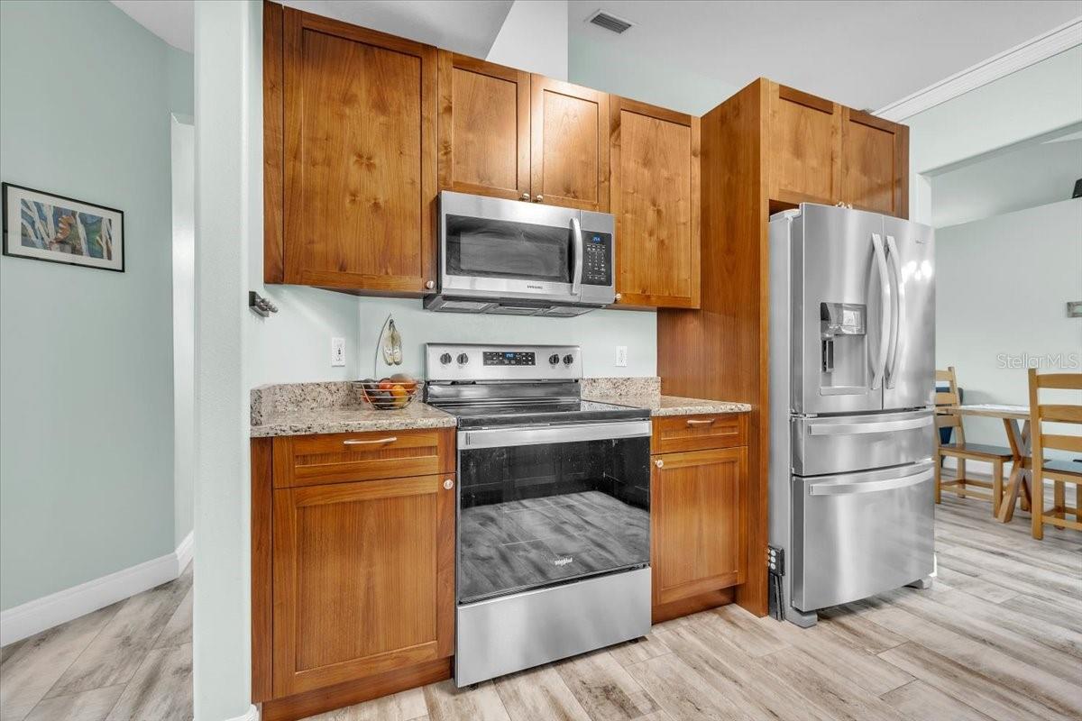 Image 17 of 50 For 3022 45th Way E