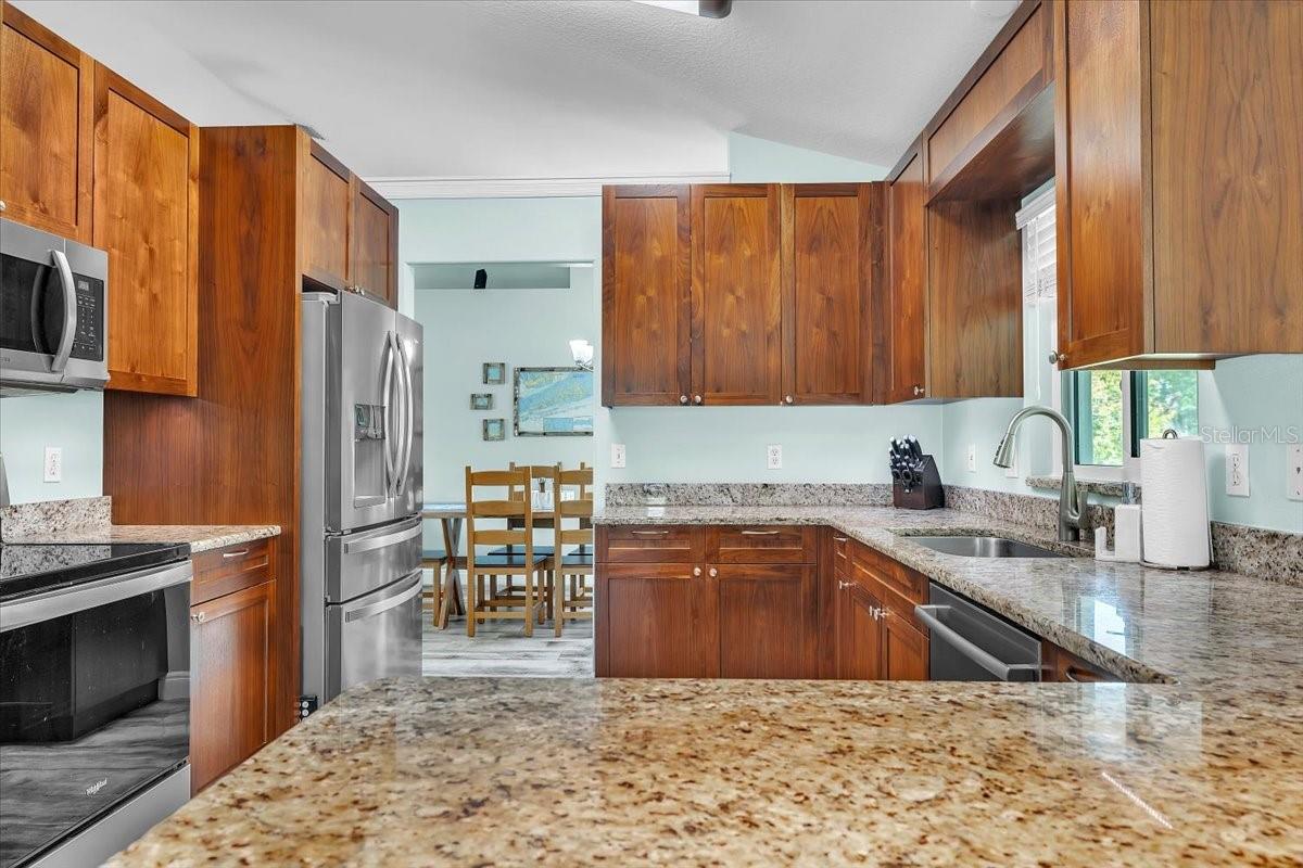 Image 18 of 50 For 3022 45th Way E