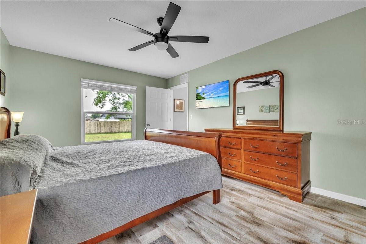 Image 26 of 50 For 3022 45th Way E