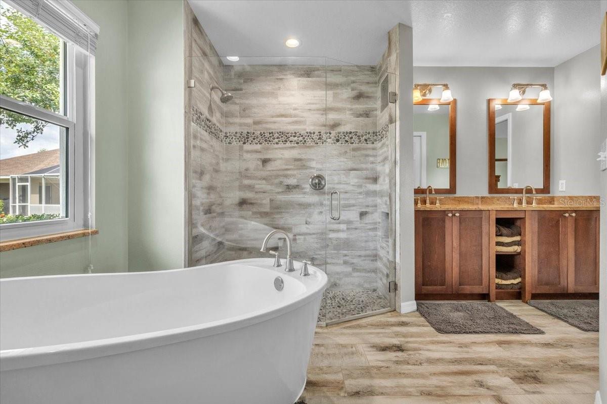 Image 31 of 50 For 3022 45th Way E