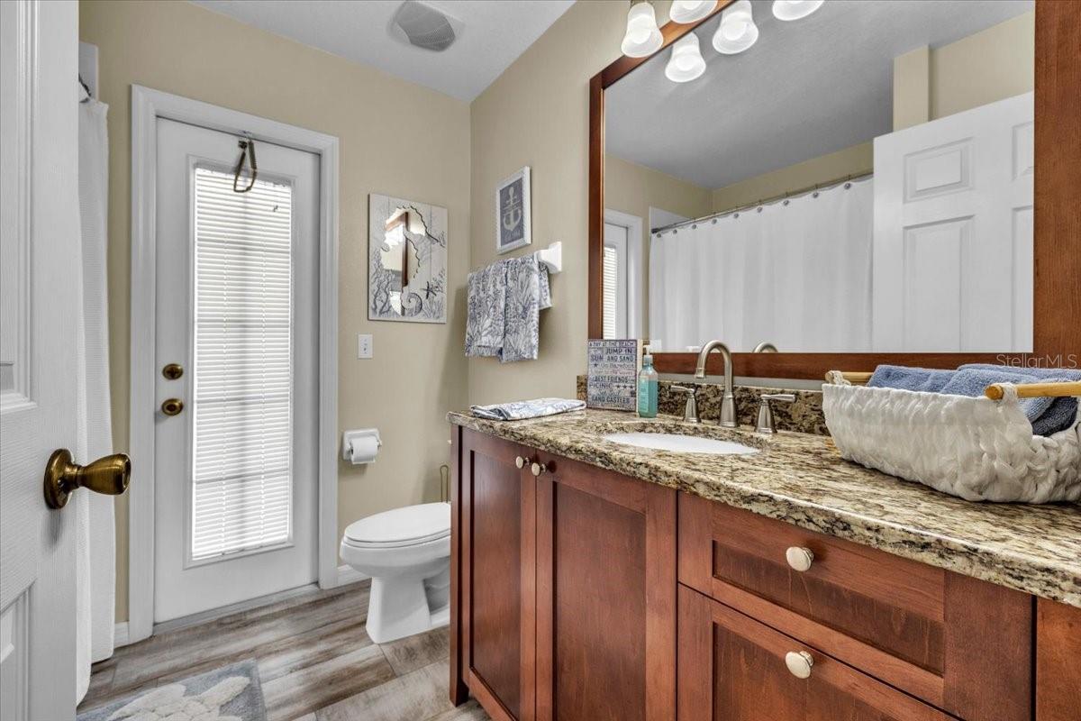 Image 36 of 50 For 3022 45th Way E