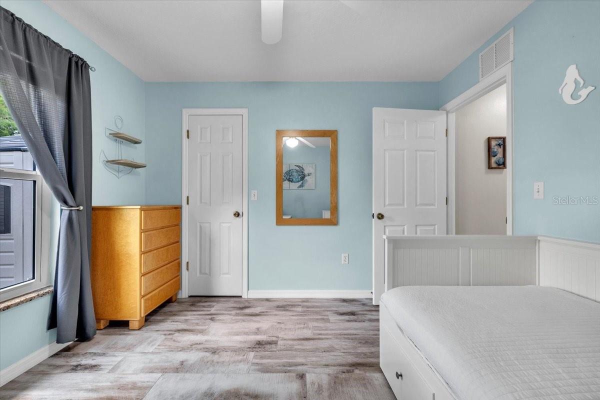 Image 40 of 50 For 3022 45th Way E