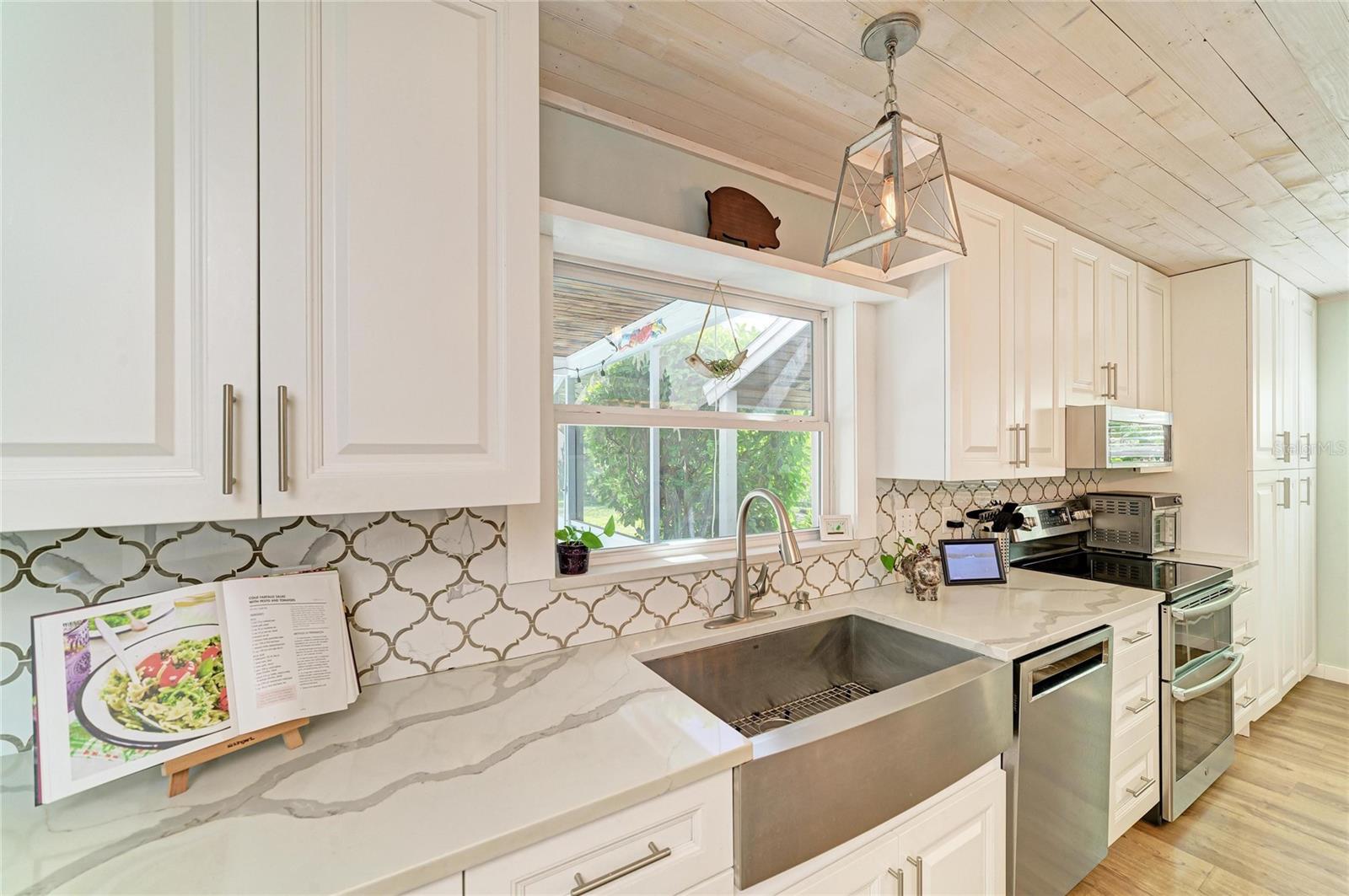 Image 13 of 47 For 238 Woodingham Trail