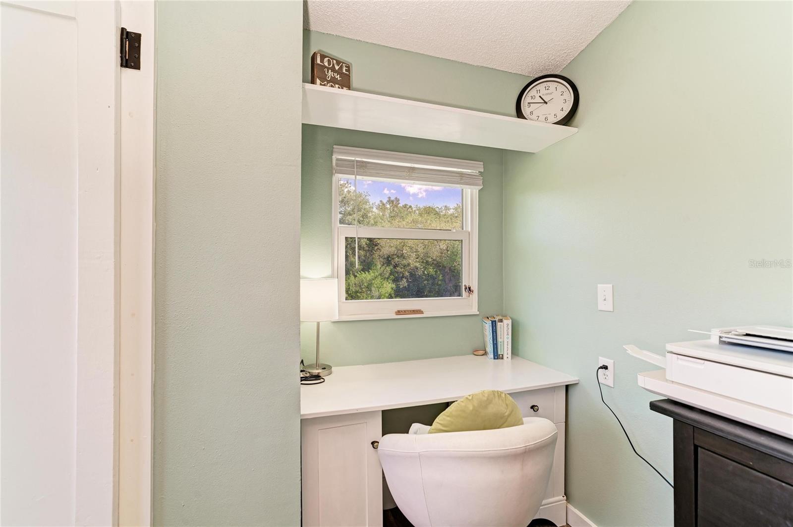 Image 21 of 47 For 238 Woodingham Trail