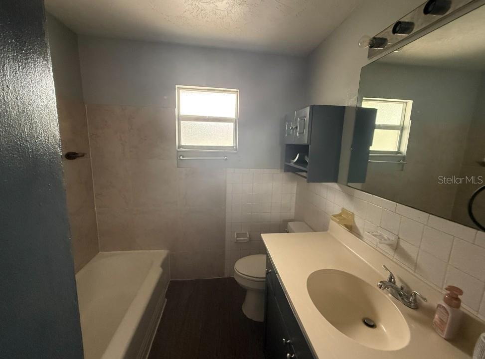 Image 6 of 8 For 129 Pompano Avenue