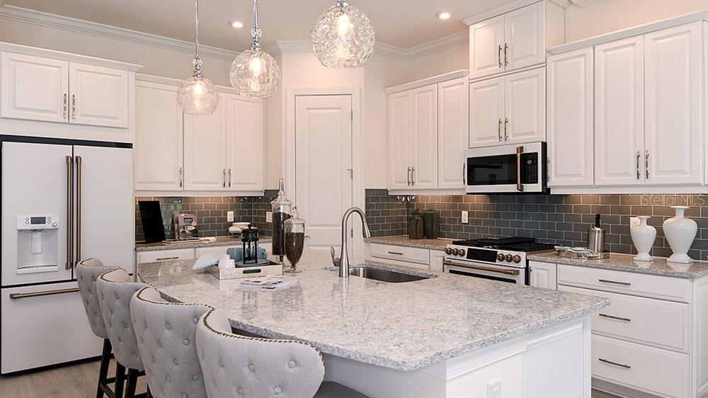 Image 4 of 26 For 3208 Vicenza Court