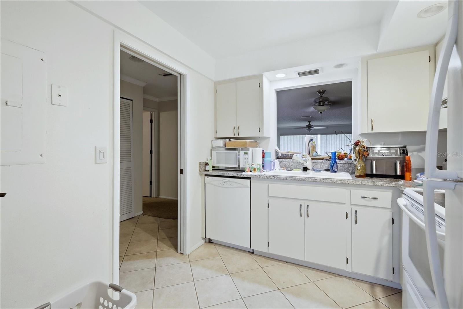 Image 19 of 33 For 7130 Fairway Bend Lane 291