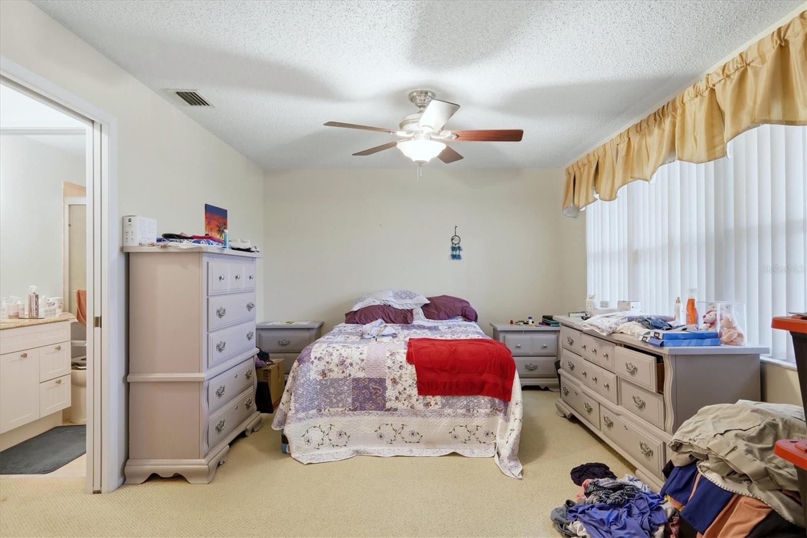 Image 22 of 33 For 7130 Fairway Bend Lane 291