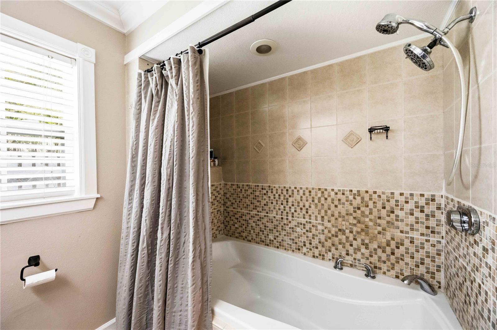 Image 33 of 68 For 3953 Prairie Dunes Drive