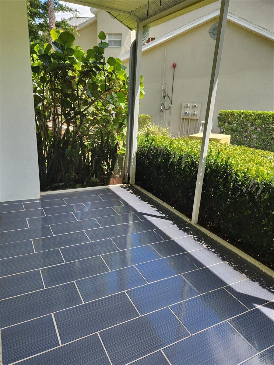 Image 18 of 36 For 6330 Green Oak Circle 6330