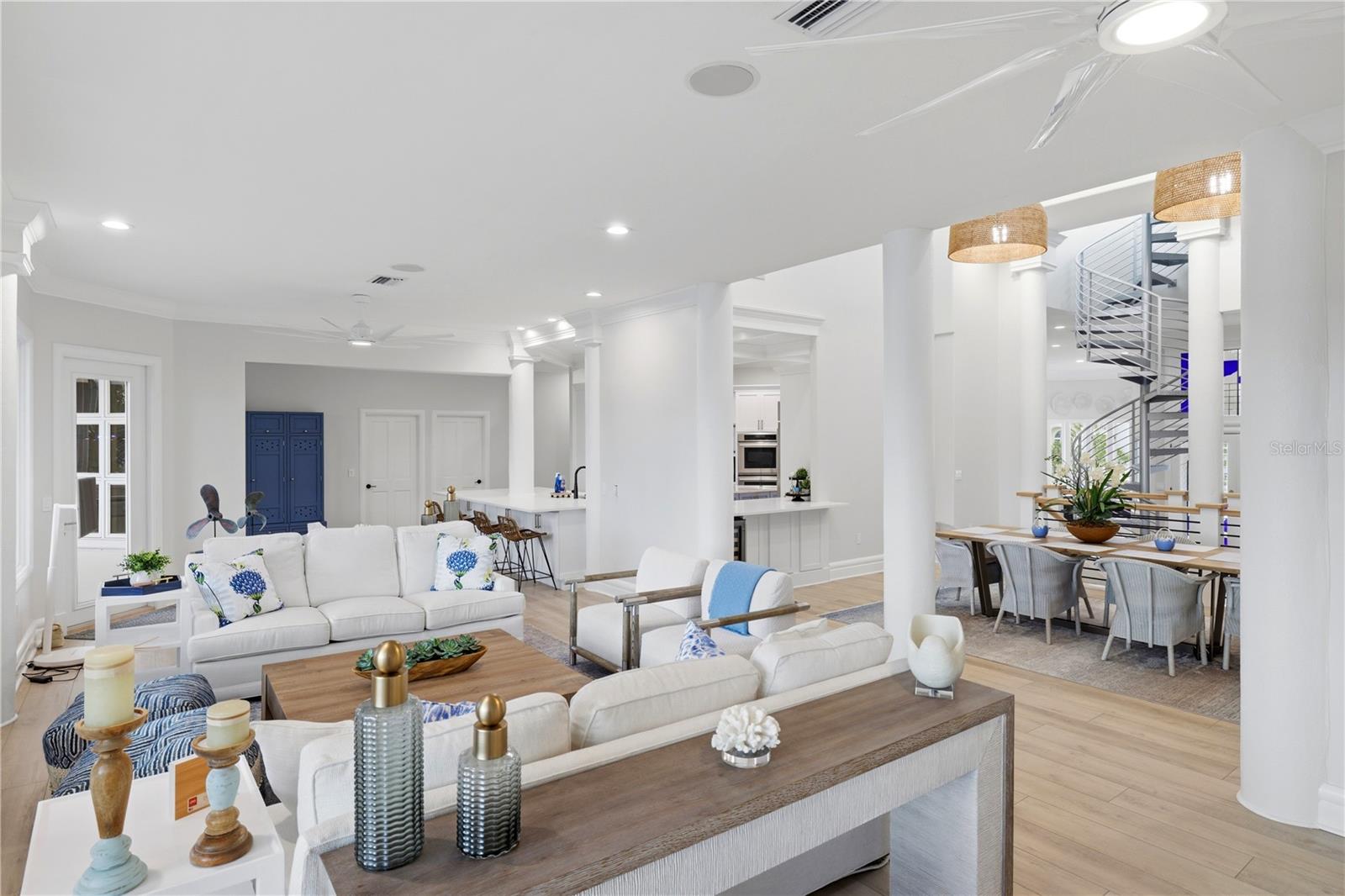 Listing photo id 40 for 4034 Roberts Point Road