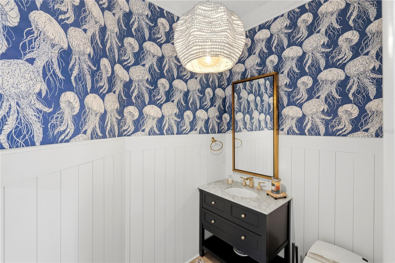 Listing photo id 48 for 4034 Roberts Point Road