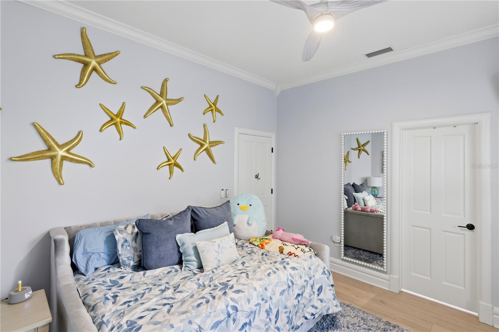 Listing photo id 66 for 4034 Roberts Point Road