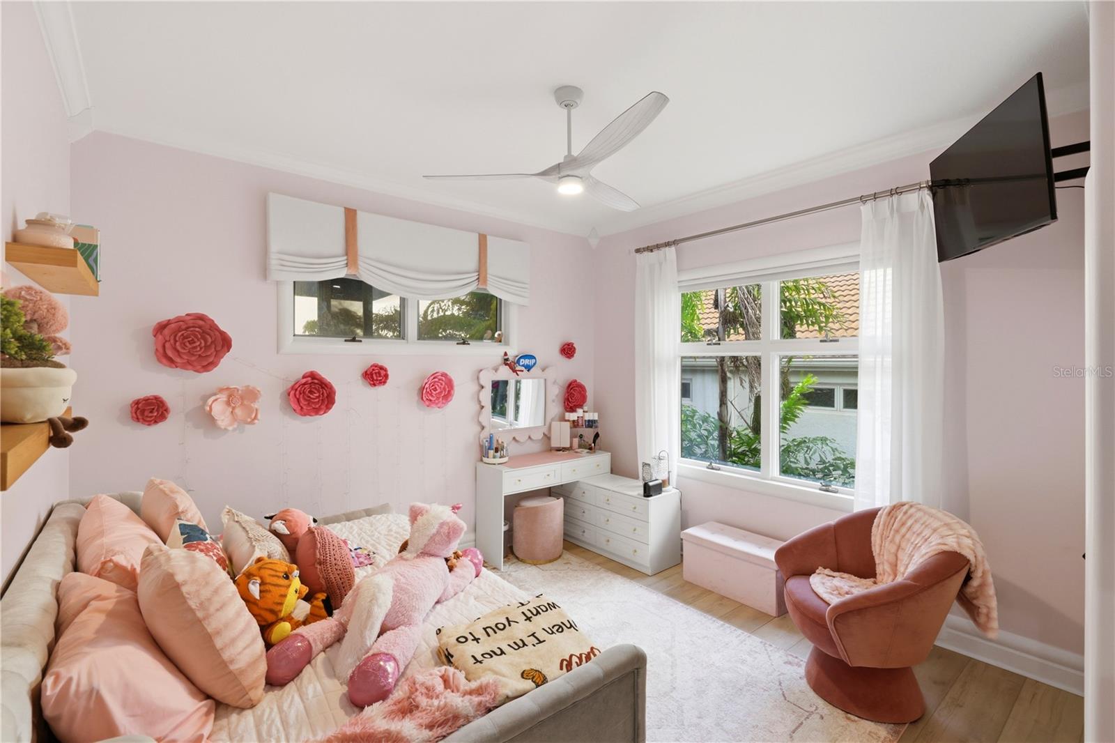 Listing photo id 69 for 4034 Roberts Point Road