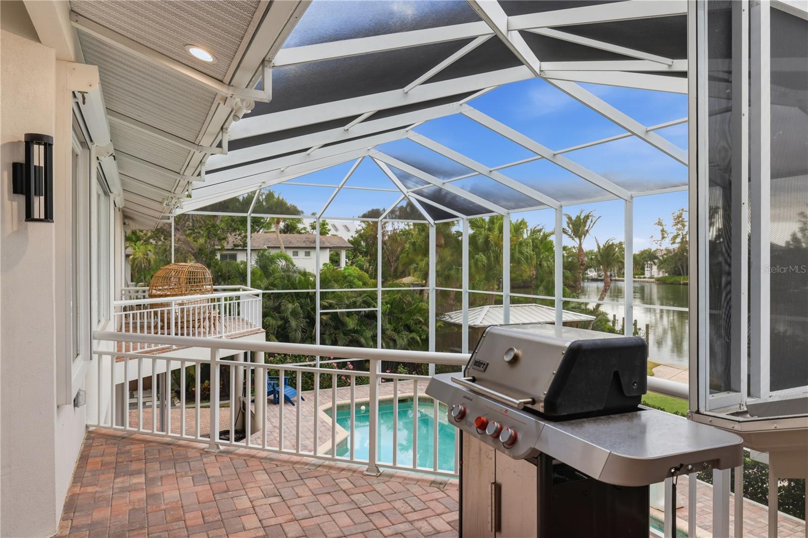 Listing photo id 74 for 4034 Roberts Point Road