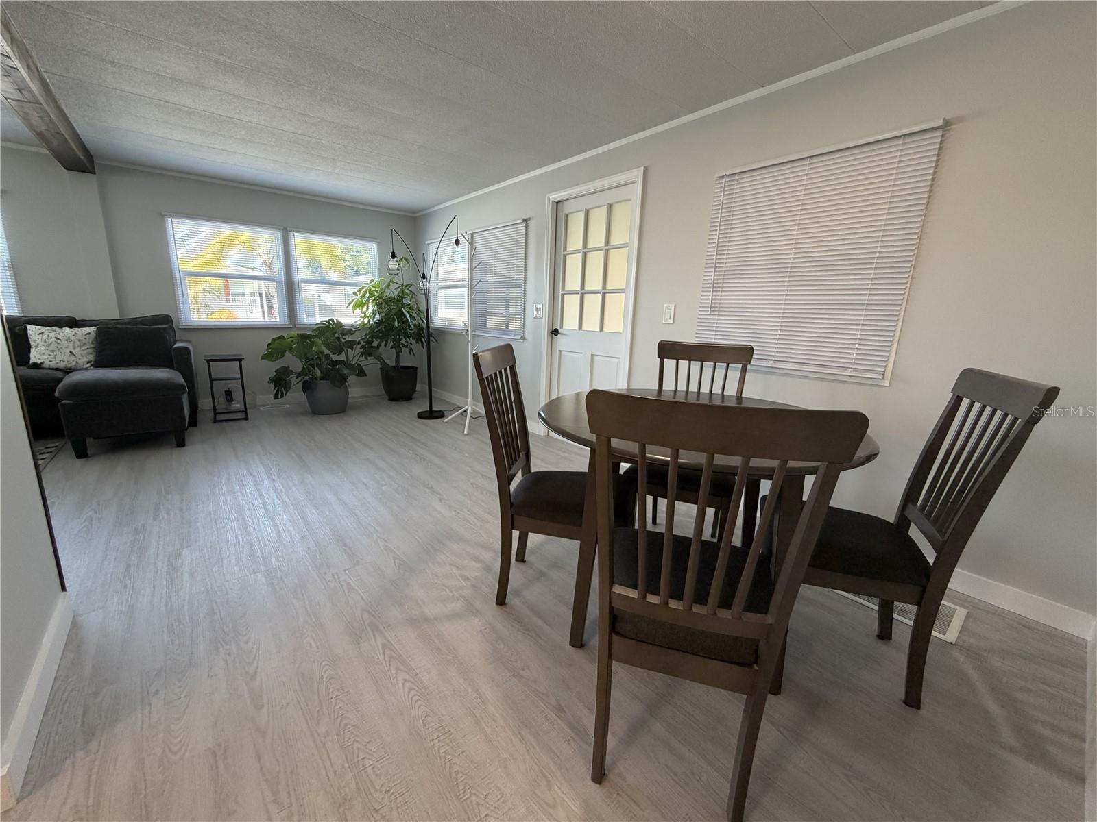 Image 16 of 78 For 5308 Tri Par Drive