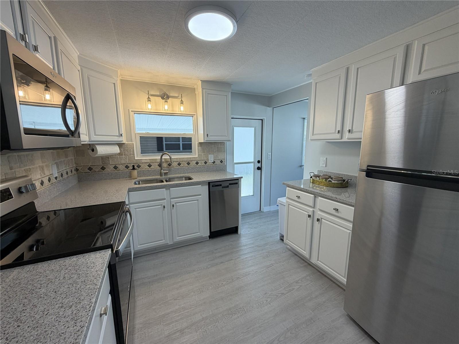 Image 22 of 78 For 5308 Tri Par Drive