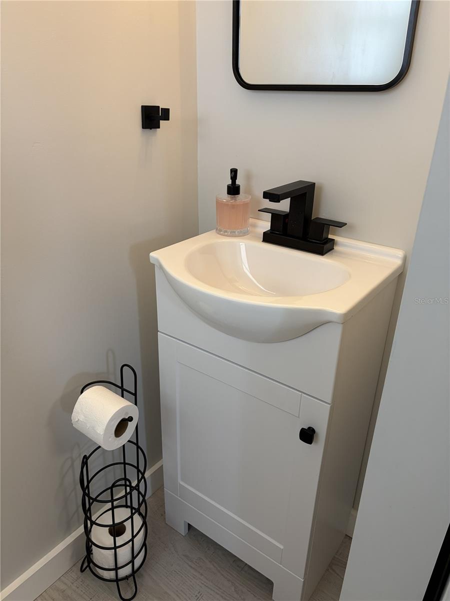 Image 30 of 78 For 5308 Tri Par Drive