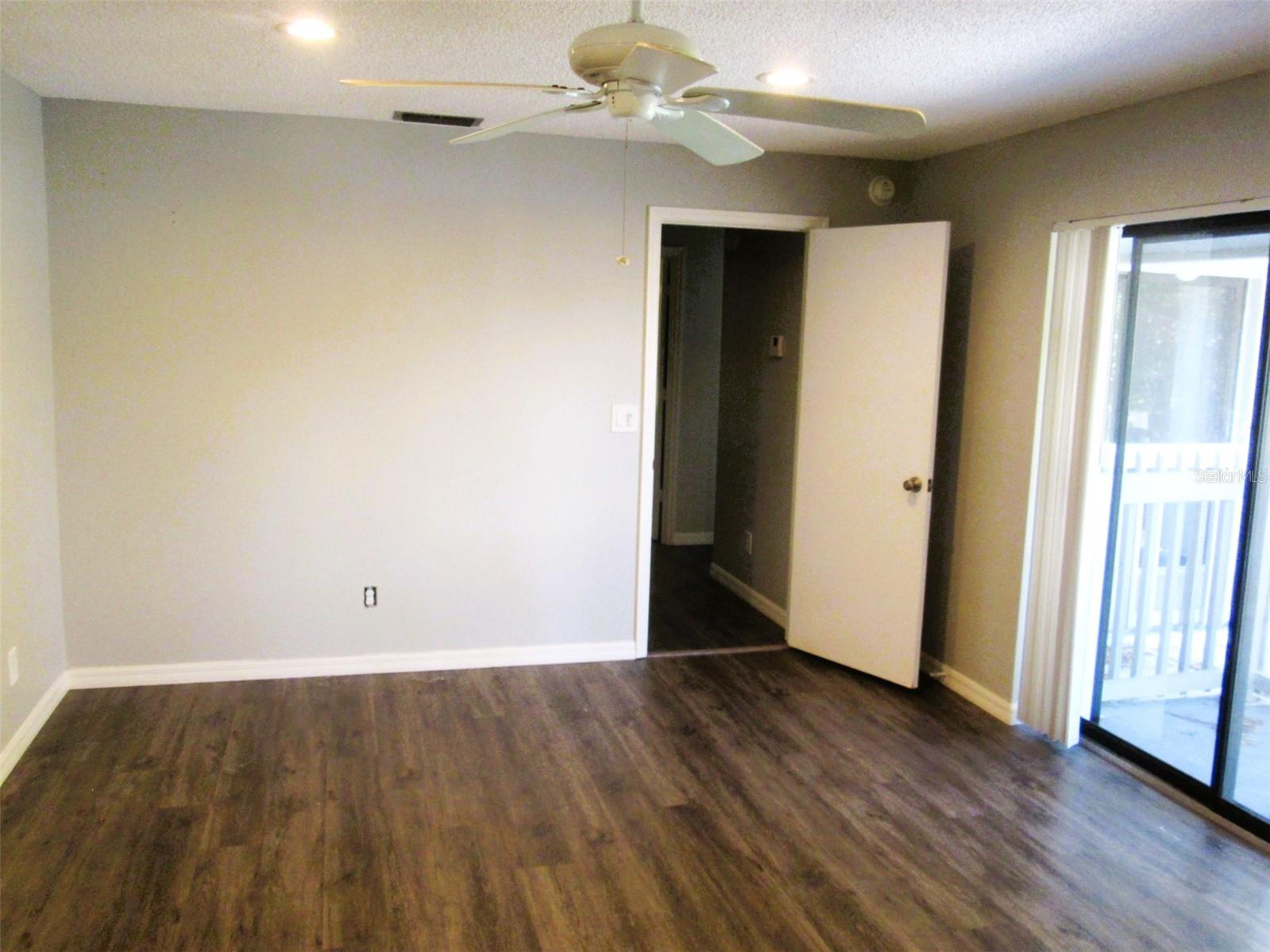 Image 11 of 13 For 17455 Overhill Drive B