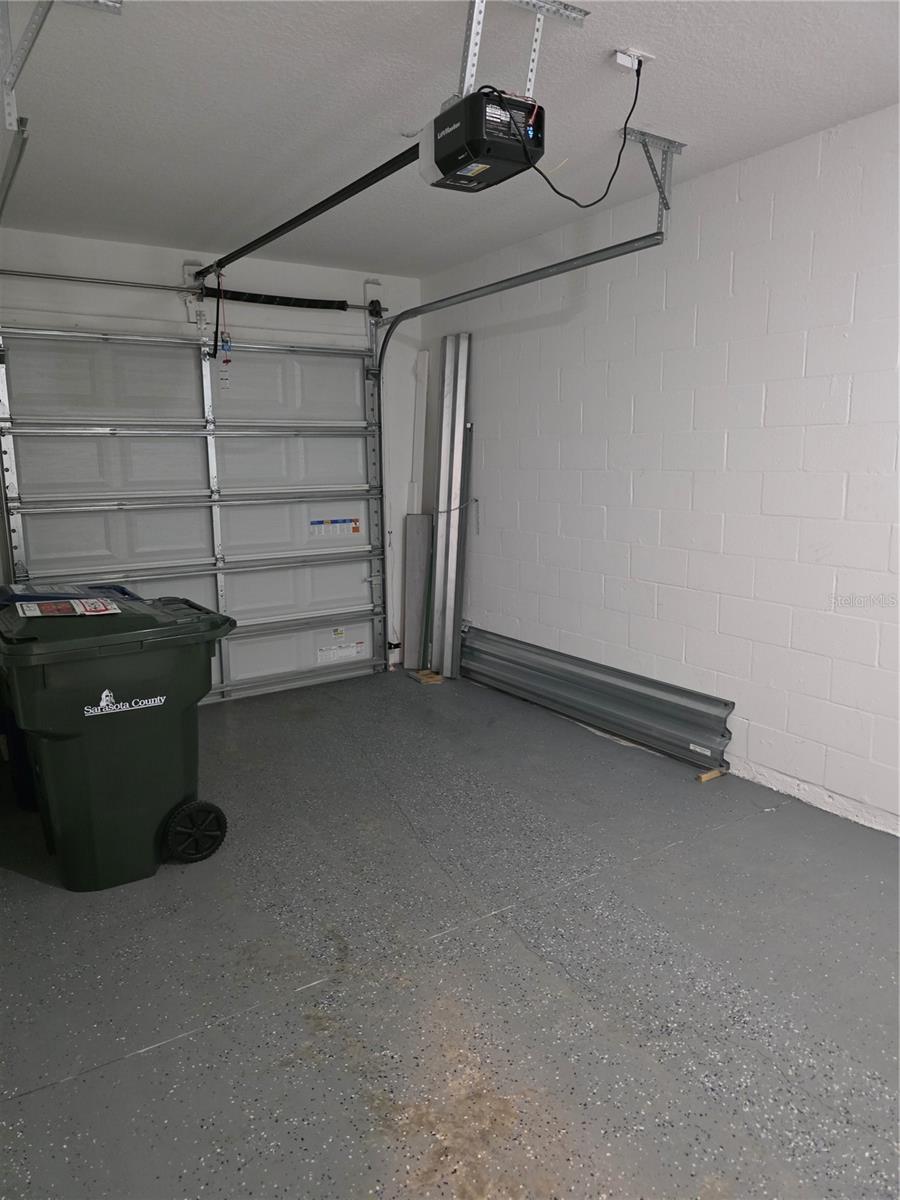 Image 28 of 40 For 2431 Midnight Pearl Drive