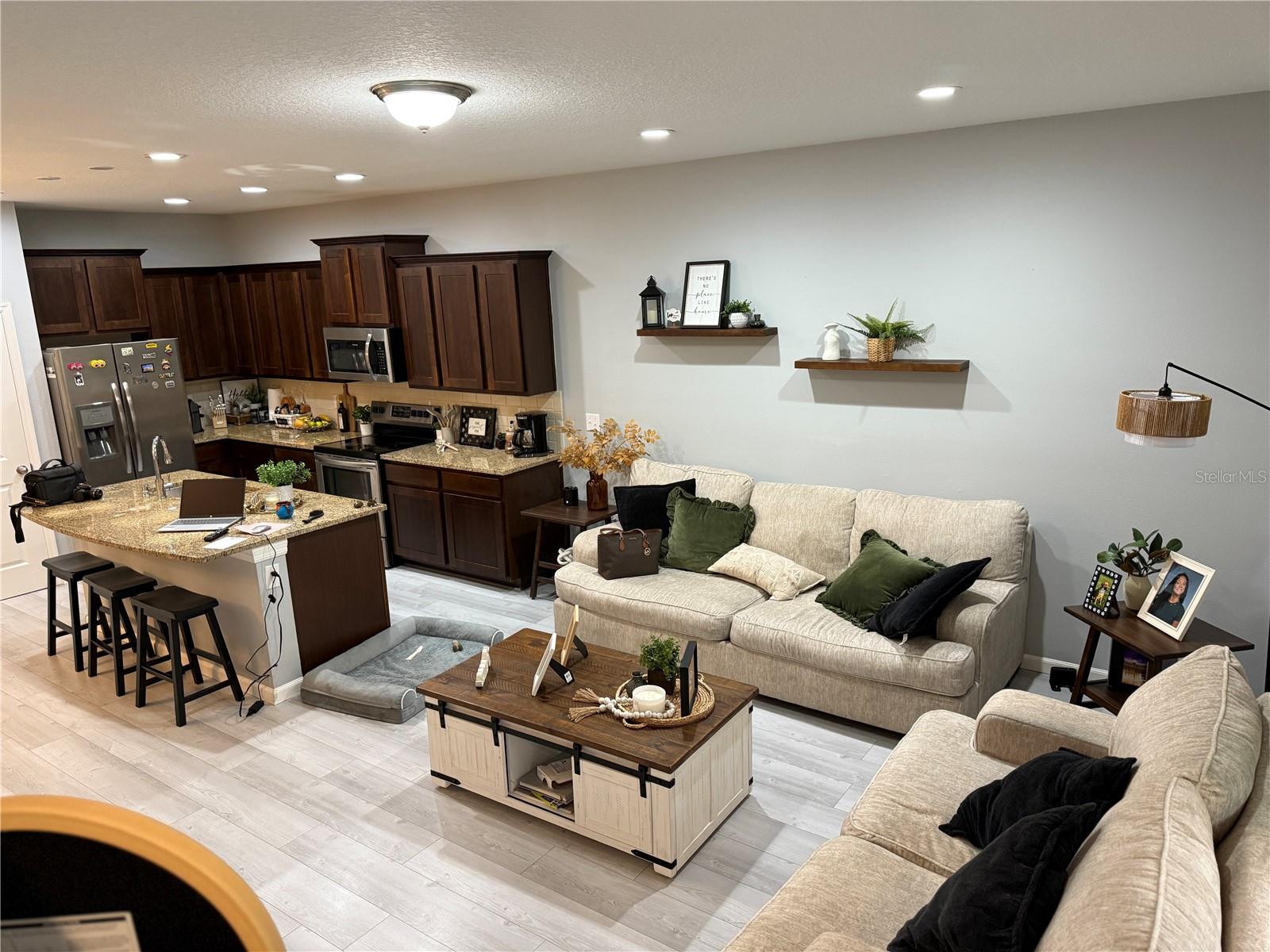 Image 5 of 40 For 2431 Midnight Pearl Drive