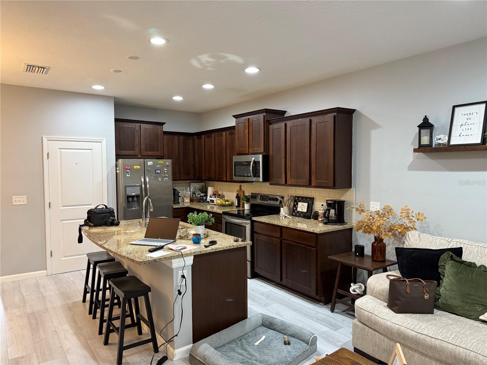 Image 9 of 40 For 2431 Midnight Pearl Drive