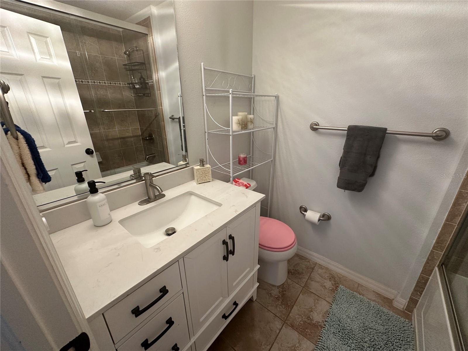 Image 21 of 32 For 8809 White Sage Loop