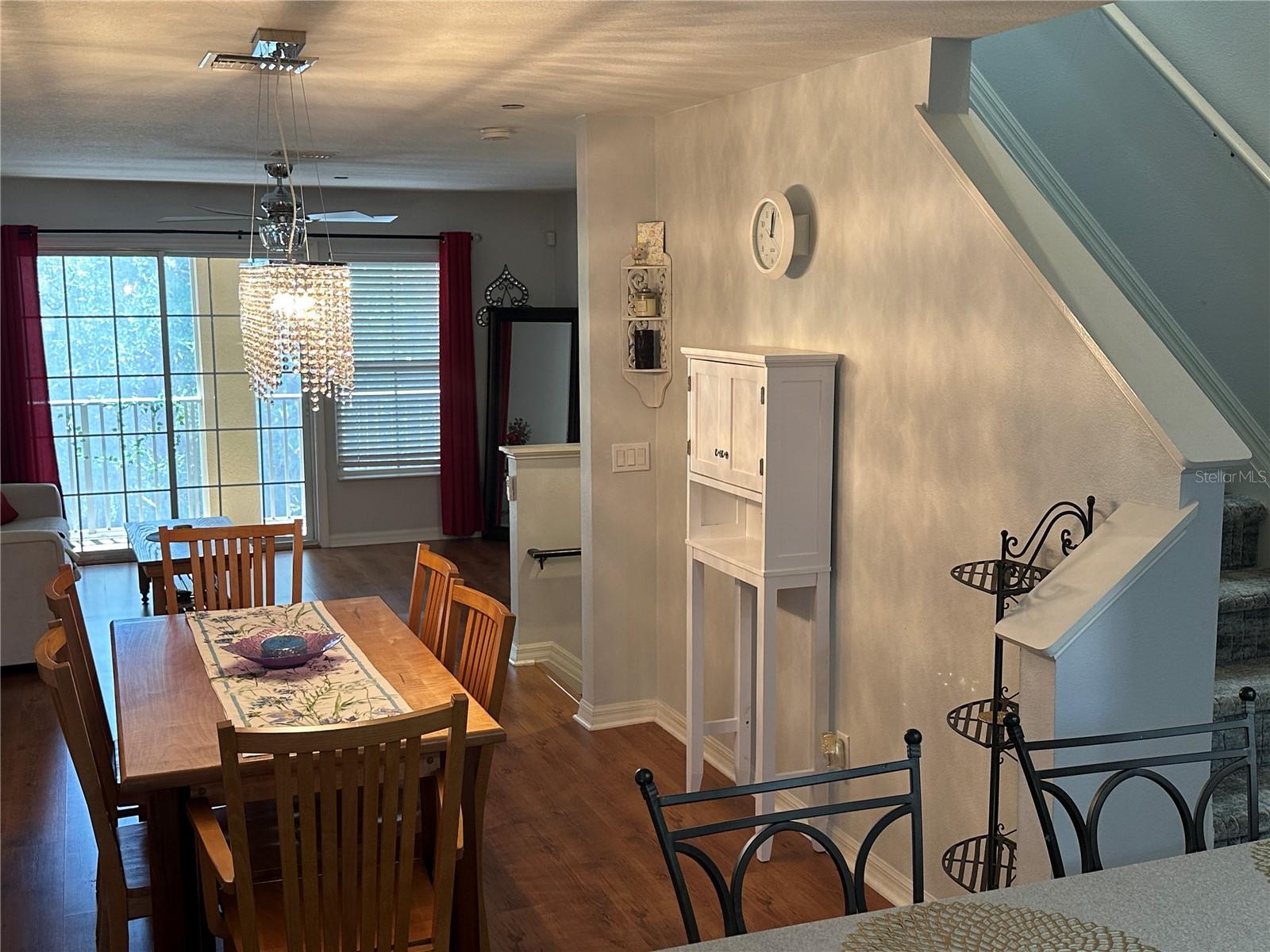 Image 5 of 32 For 8809 White Sage Loop