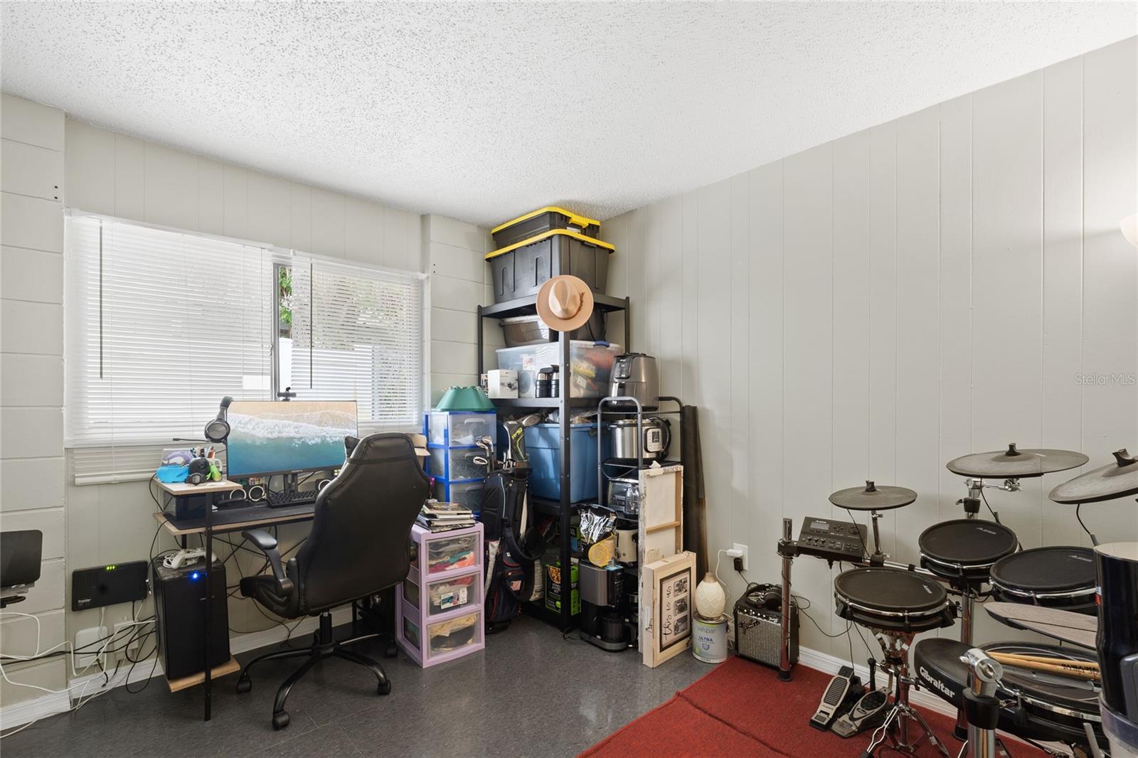 Image 10 of 38 For 1970 Debbie Street