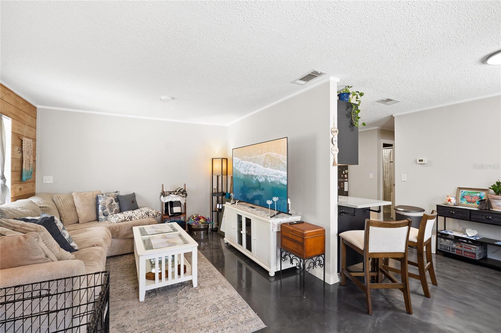 Image 17 of 38 For 1970 Debbie Street