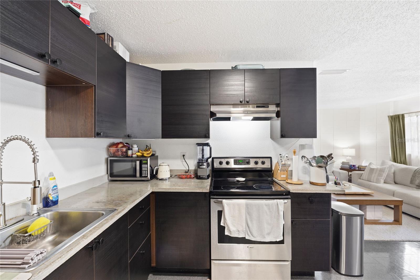 Image 3 of 38 For 1970 Debbie Street