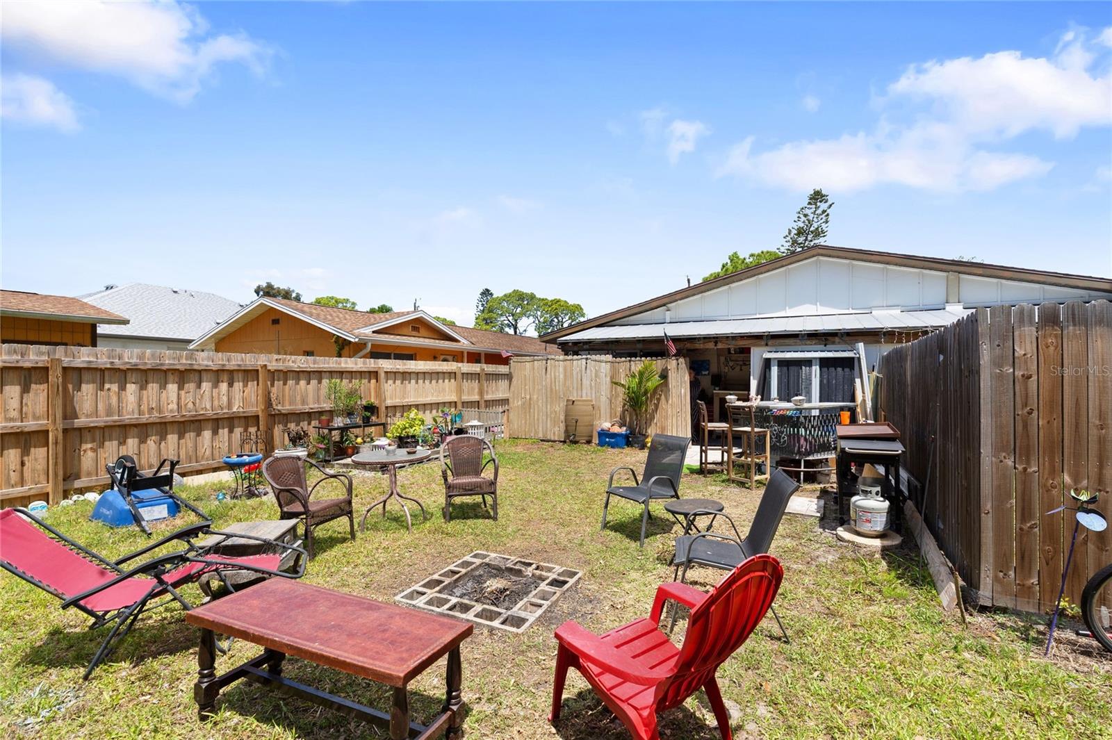 Image 31 of 38 For 1970 Debbie Street