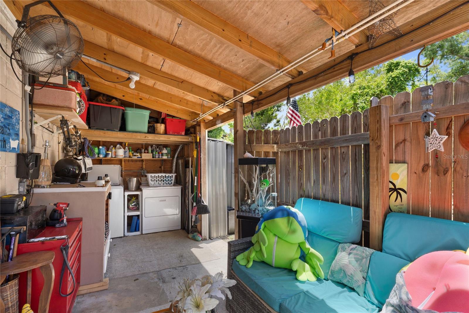 Image 32 of 38 For 1970 Debbie Street